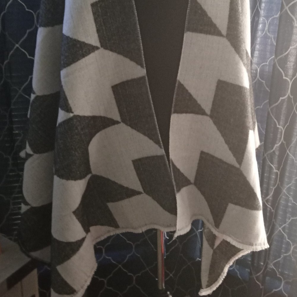 Oversize Wrap - Picture 4 of 4